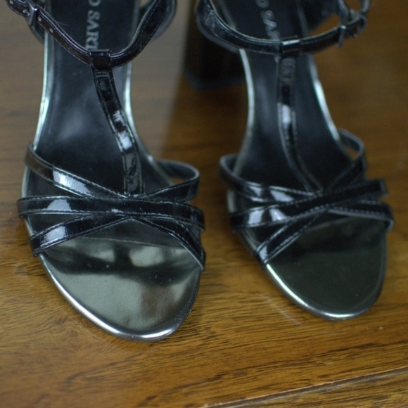 Franco Sarto Black Ebba T-Strap Heels - Picture 5 of 5